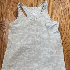 Lululemon Essential Tank *Pleated!